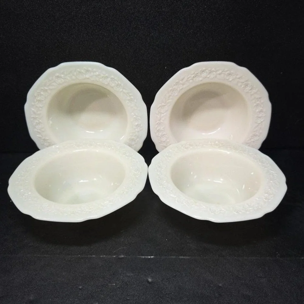 Indiana Glass Orange Blossom Dessert Bowls, Set‎ of 4, Vtg Off White Tableware